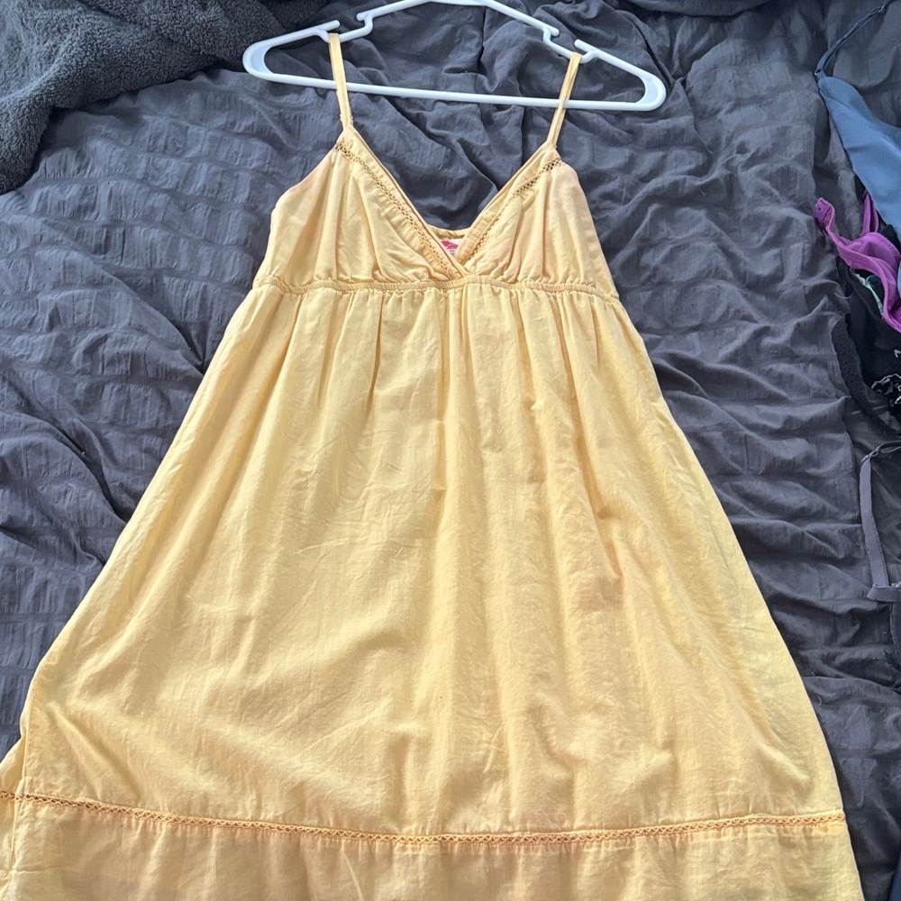 Forever 21 Light Yellow Chemise with Spaghetti Straps